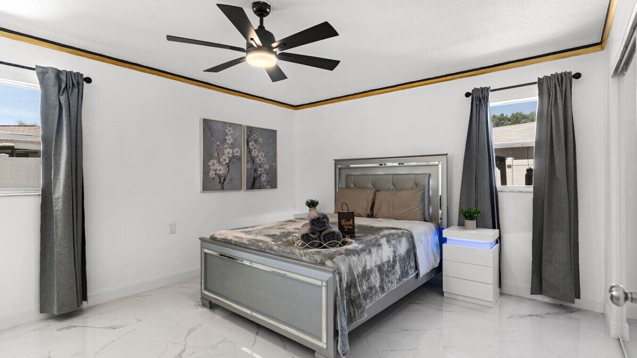Photo of Bedroom in Bay Crest Park