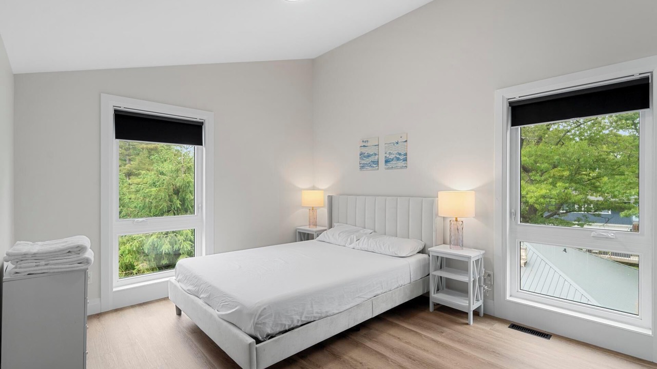 Photo of Bedroom in Grand Bend
