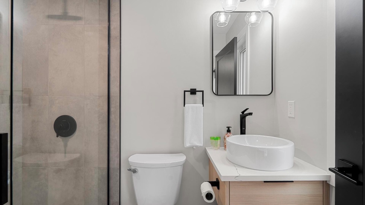 Photo of Bathroom in Grand Bend