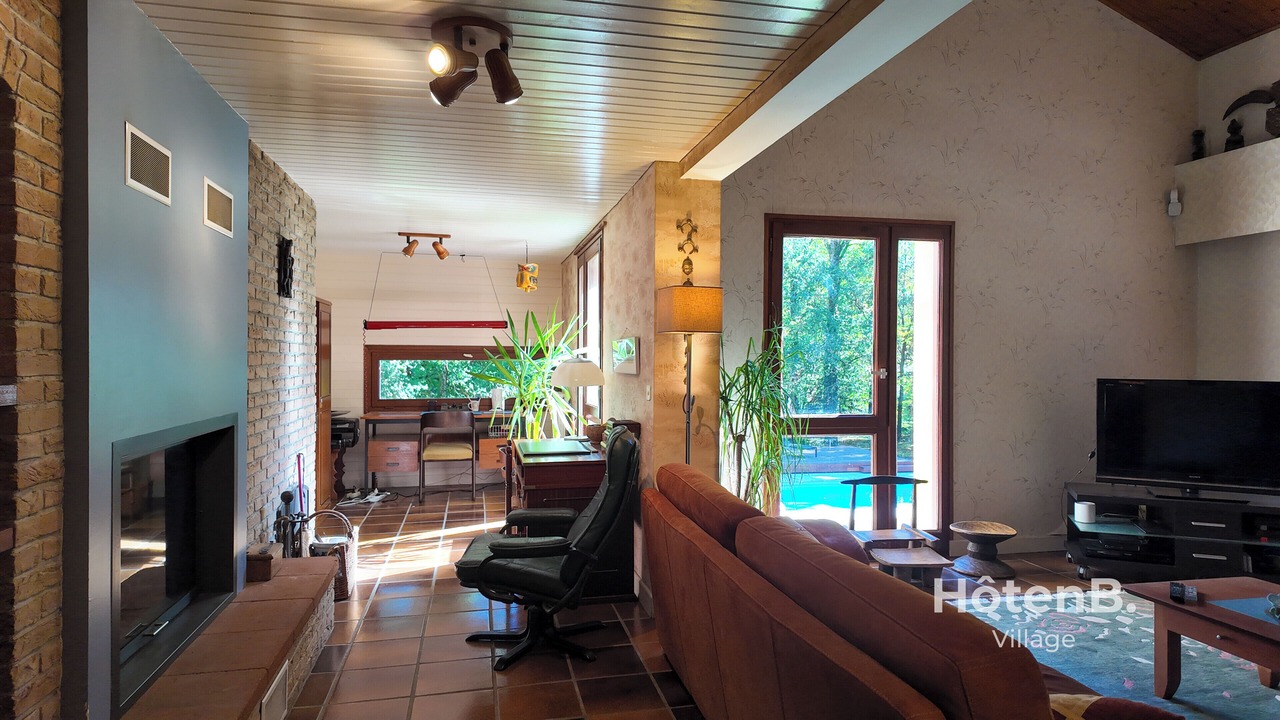 Photo of Livingroom in Feytiat