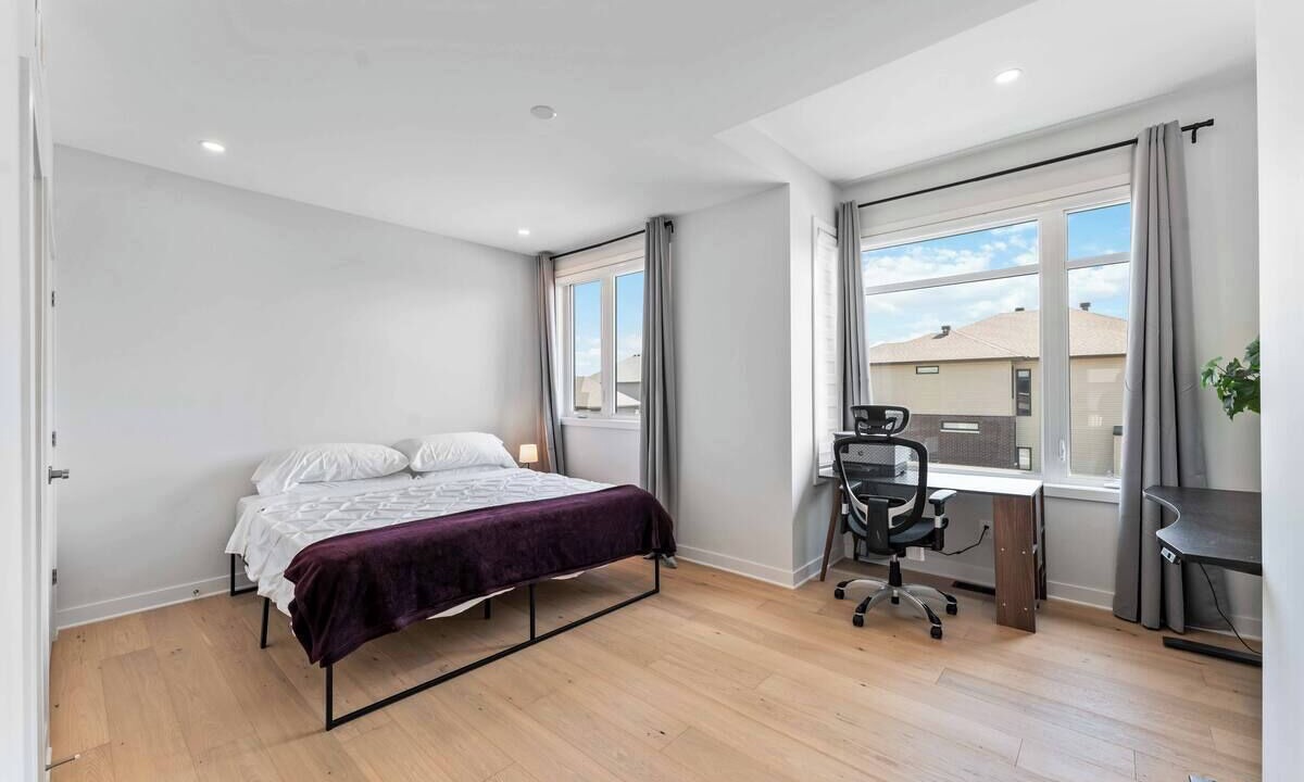 Photo of Bedroom in Ottawa Division