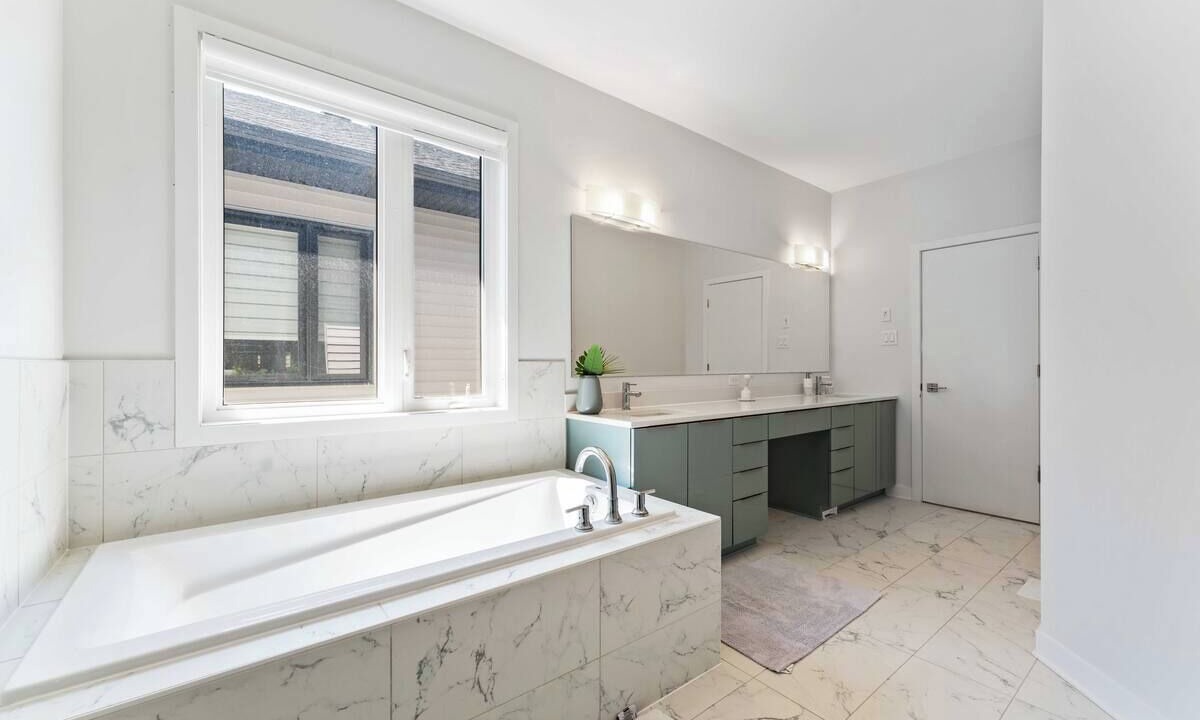 Photo of Bathroom in Ottawa Division