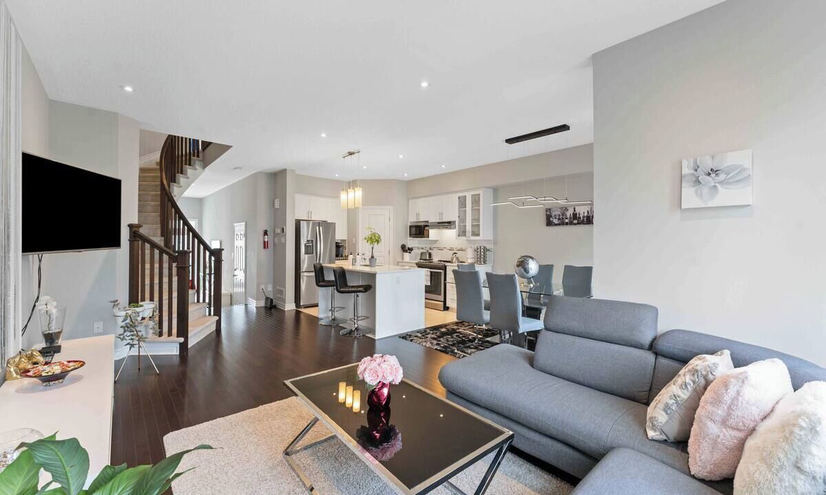 Photo of Livingroom in Chapel Hill South