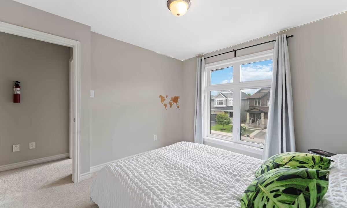Photo of Bedroom in Chapel Hill South