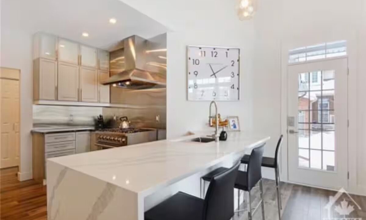 Photo of Kitchen in Elmvale - Eastway - Riverview - Riverview Park West