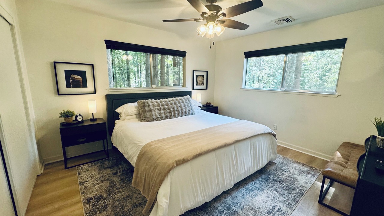 Photo of Bedroom in Apple Hill