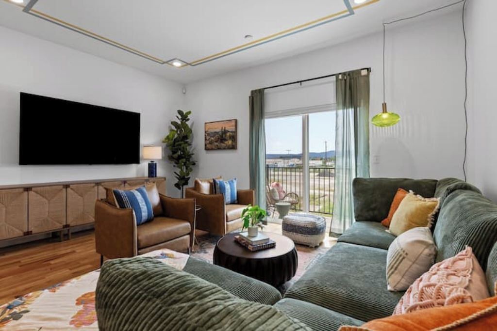 Photo of Livingroom in Chattanooga