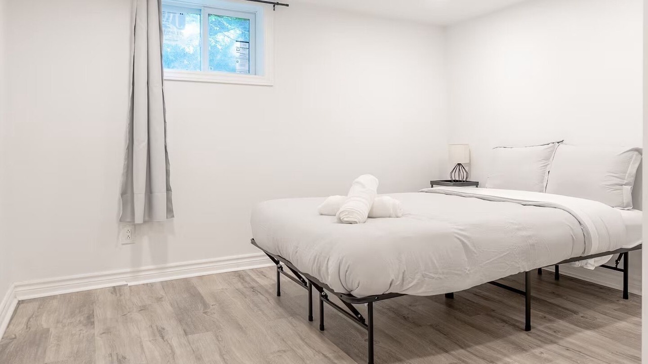 Photo of Bedroom in Ottawa Division