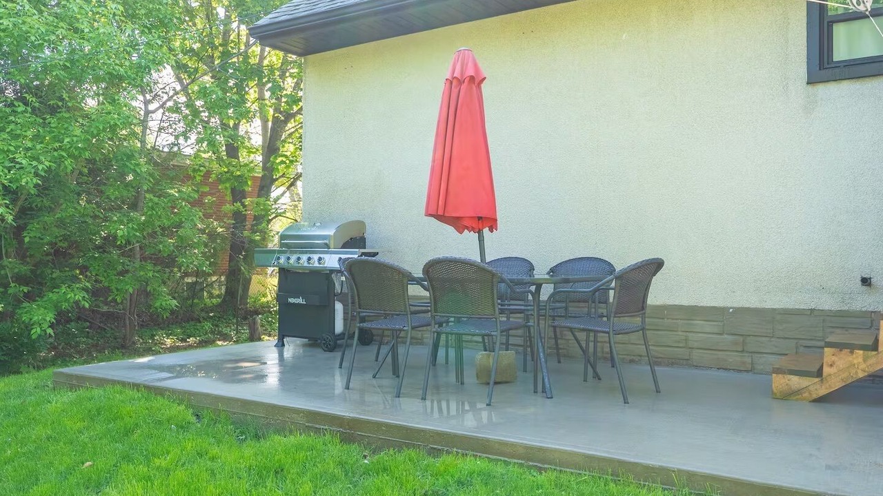 Photo of Outdoor in Ottawa Division