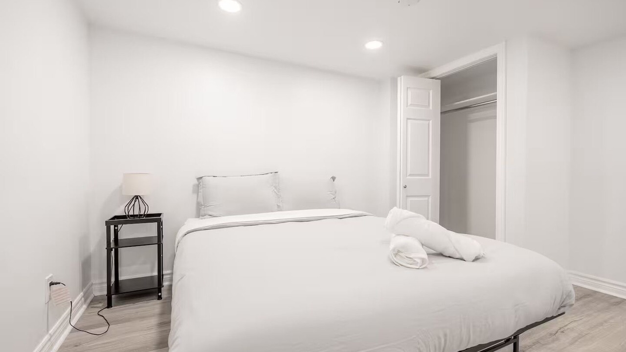 Photo of Bedroom in Ottawa Division