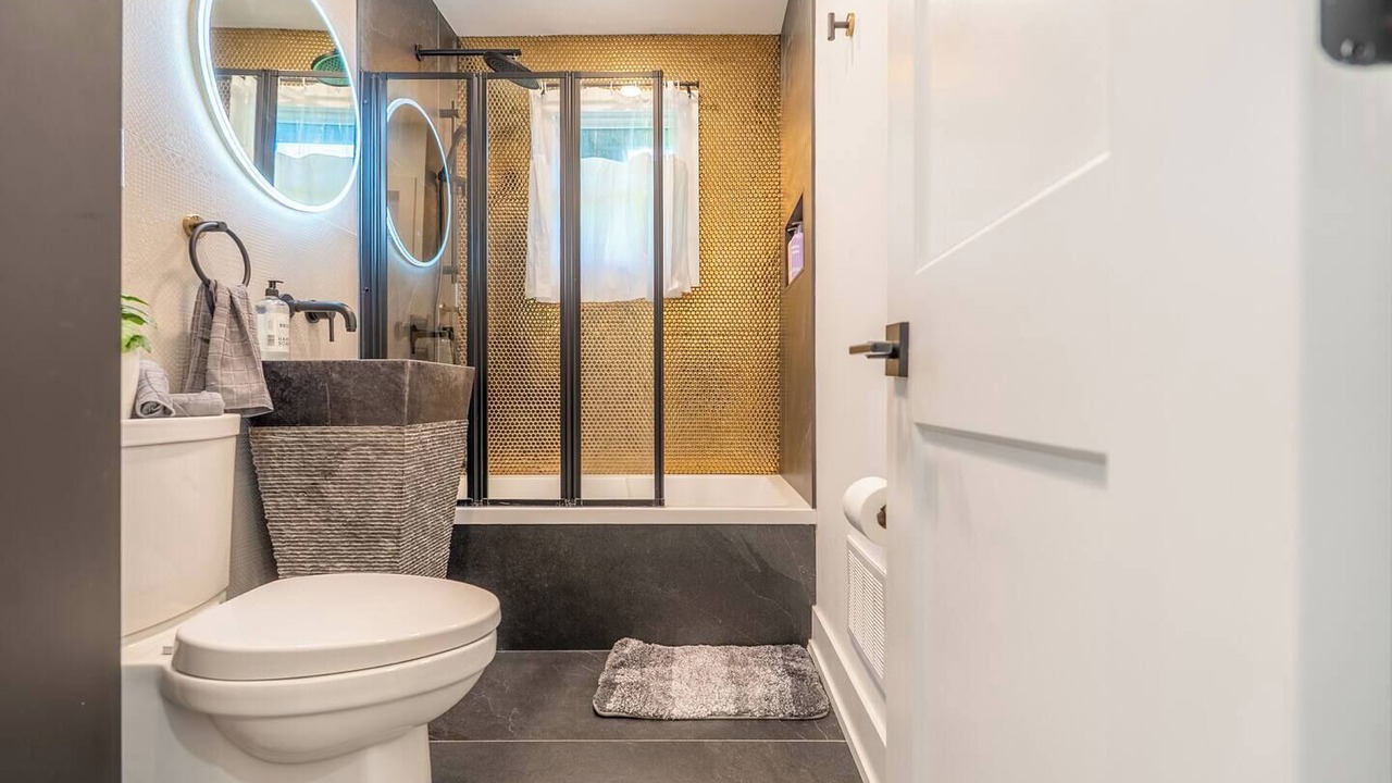 Photo of Bathroom in Ottawa Division