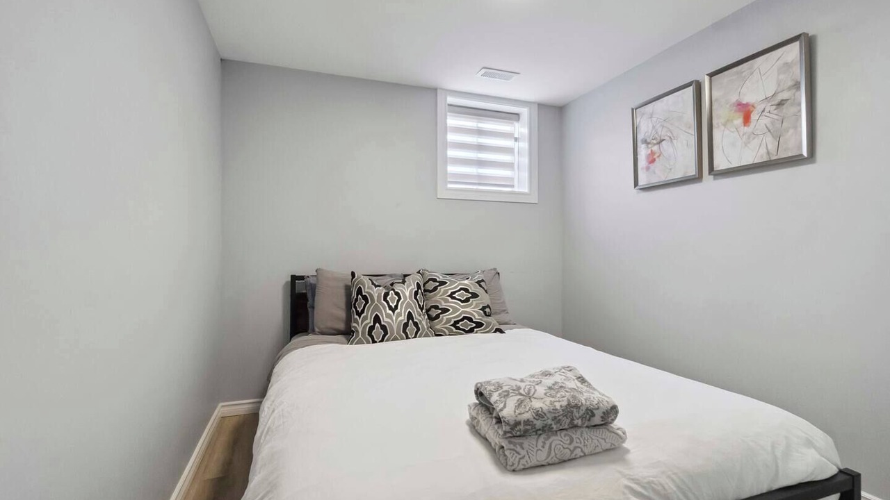 Photo of Bedroom in Ottawa Division