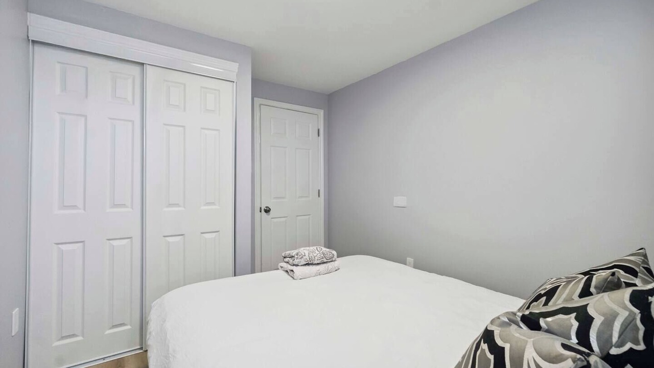 Photo of Bedroom in Ottawa Division