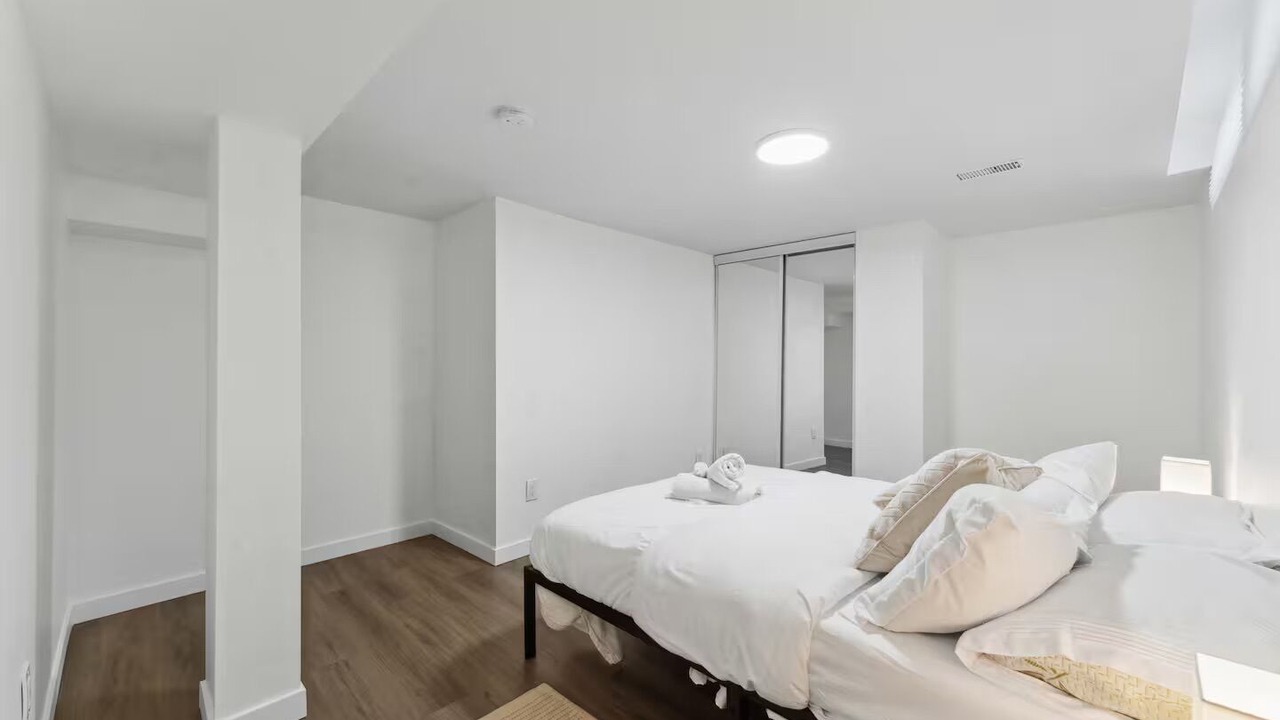 Photo of Bedroom in Ottawa Division