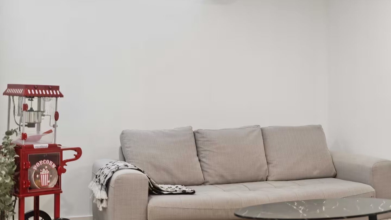 Photo of Livingroom in Ottawa Division