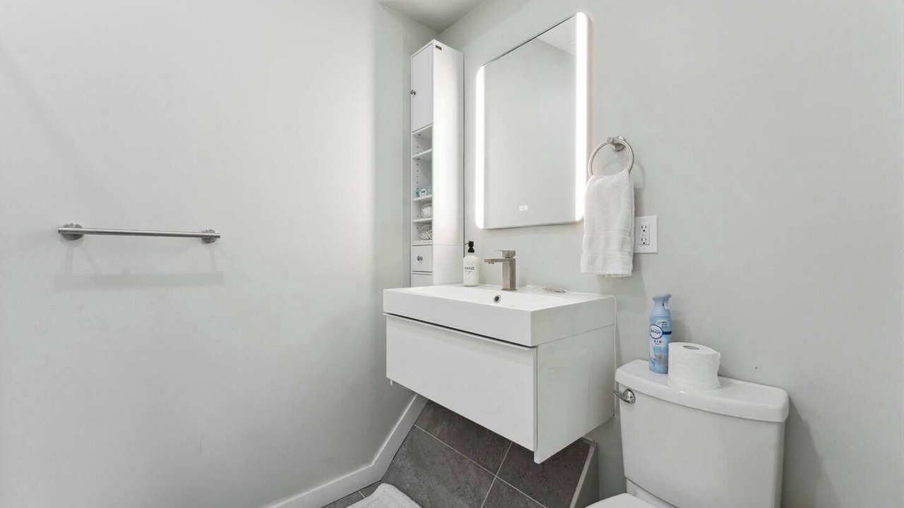Photo of Bathroom in Ottawa Division