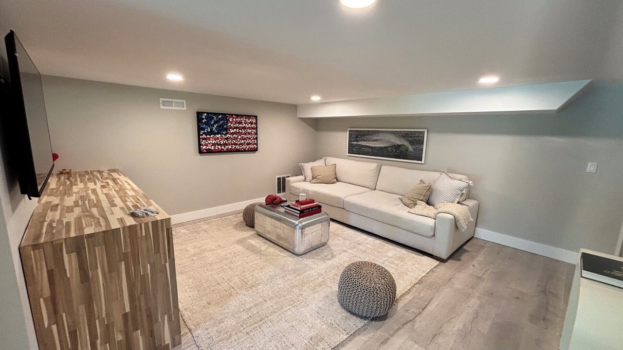 Photo of Livingroom in Shinnecock Hills