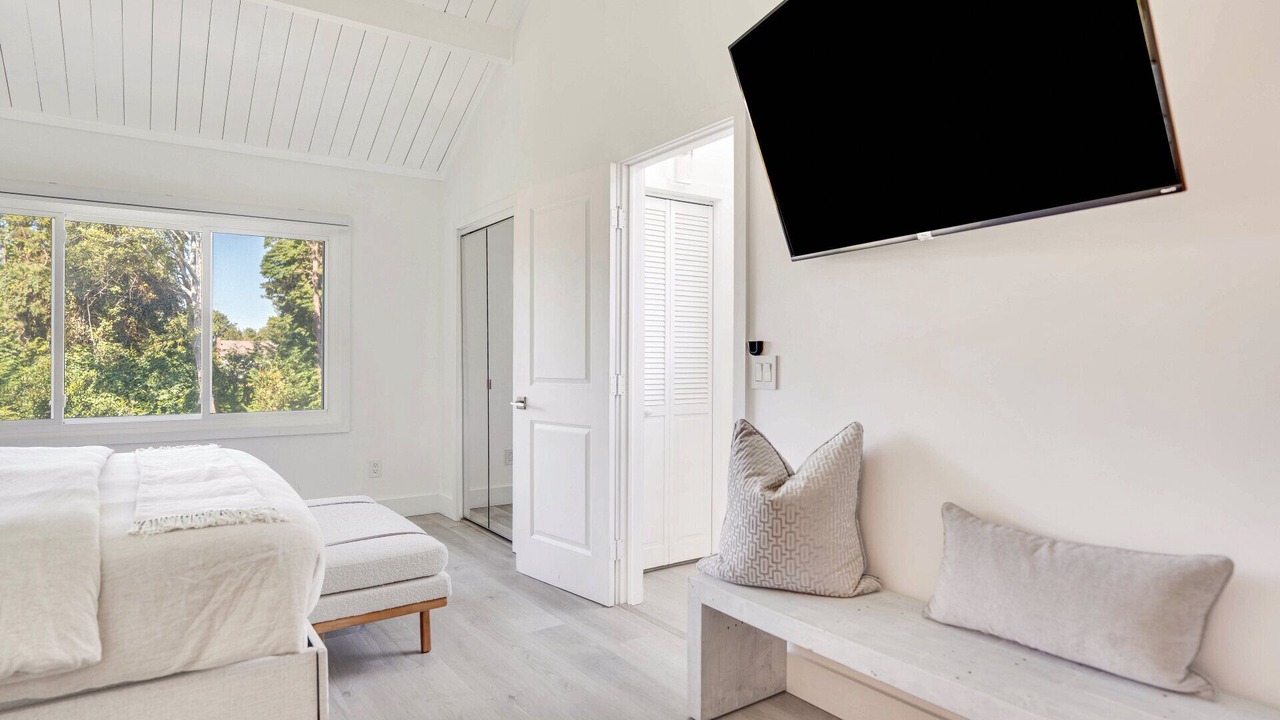 Photo of Bedroom in Shinnecock Hills