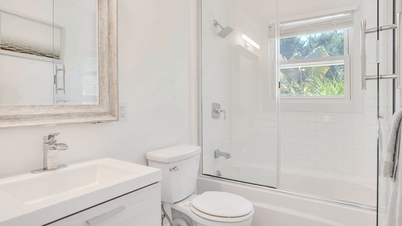 Photo of Bathroom in Shinnecock Hills