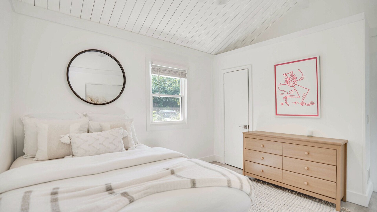 Photo of Bedroom in Shinnecock Hills
