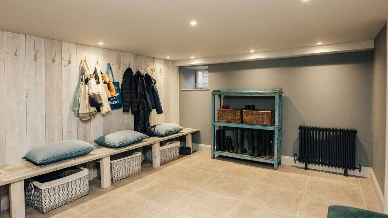 Photo of Others in Hurley