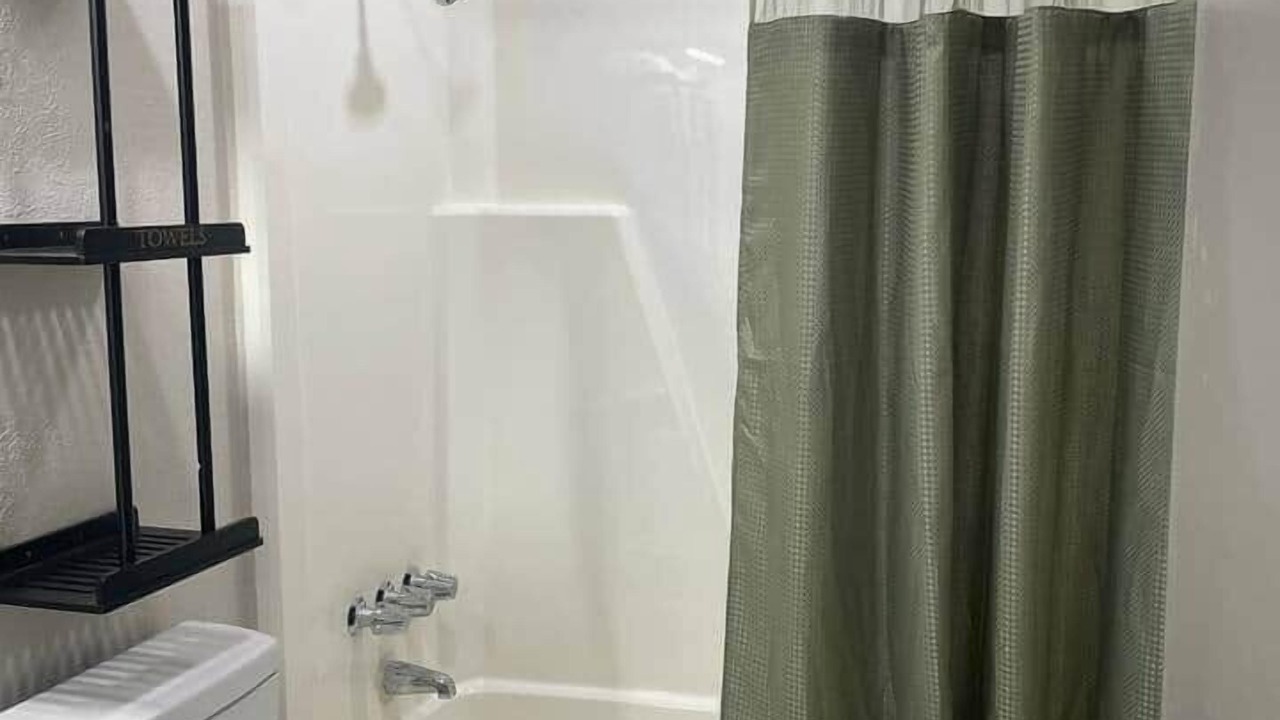 Photo of Bathroom in Hugo