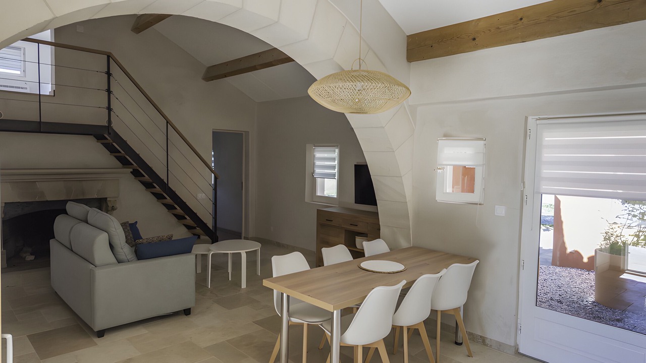 Photo of Others in Tulette