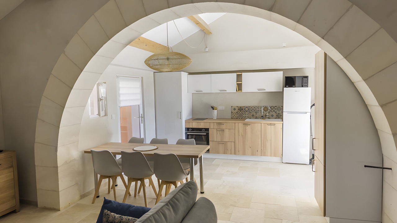 Photo of Others in Tulette