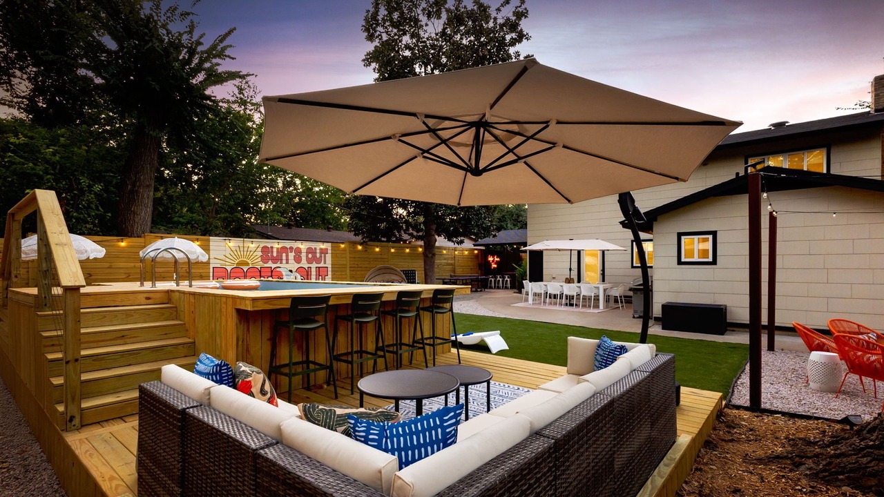Photo of Outdoor in West Congress