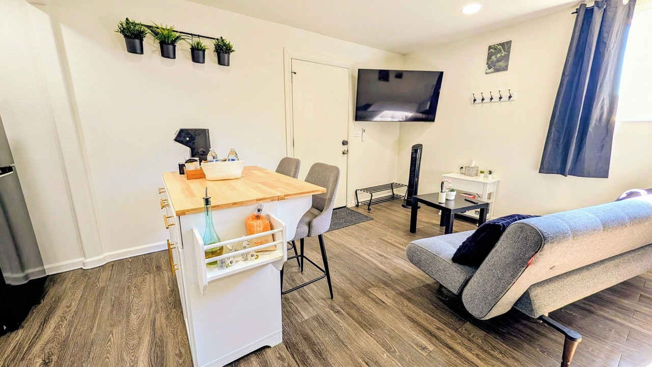 Photo of Livingroom in South Natomas