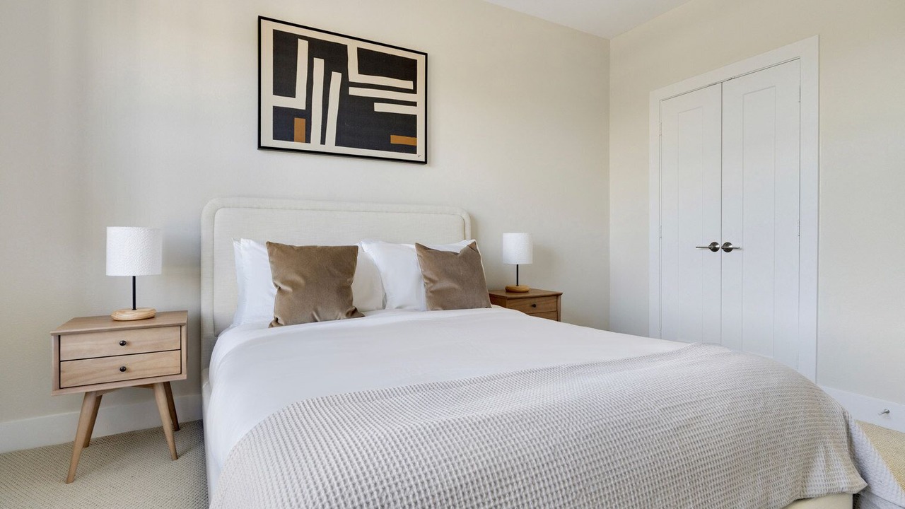 Photo of Bedroom in Scofield Farms
