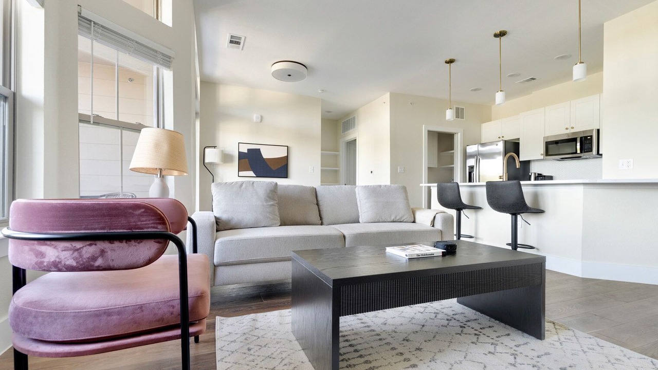 Photo of Livingroom in Scofield Farms