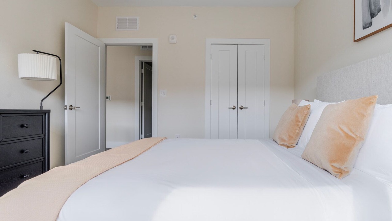 Photo of Bedroom in Scofield Farms