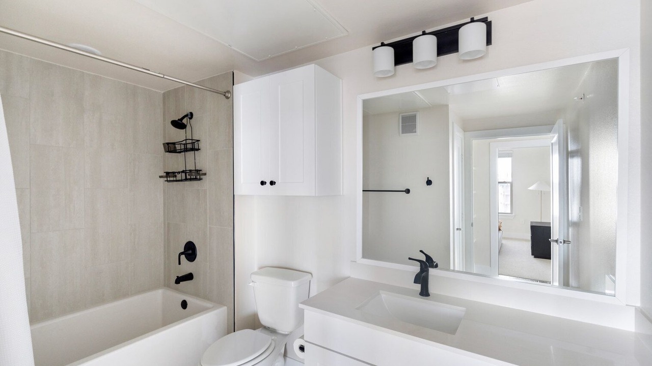 Photo of Bathroom in Scofield Farms