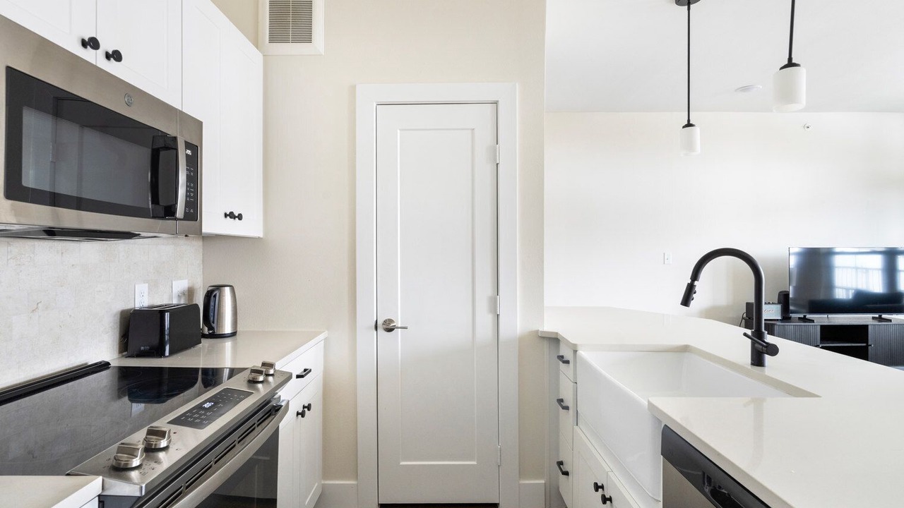 Photo of Kitchen in Scofield Farms