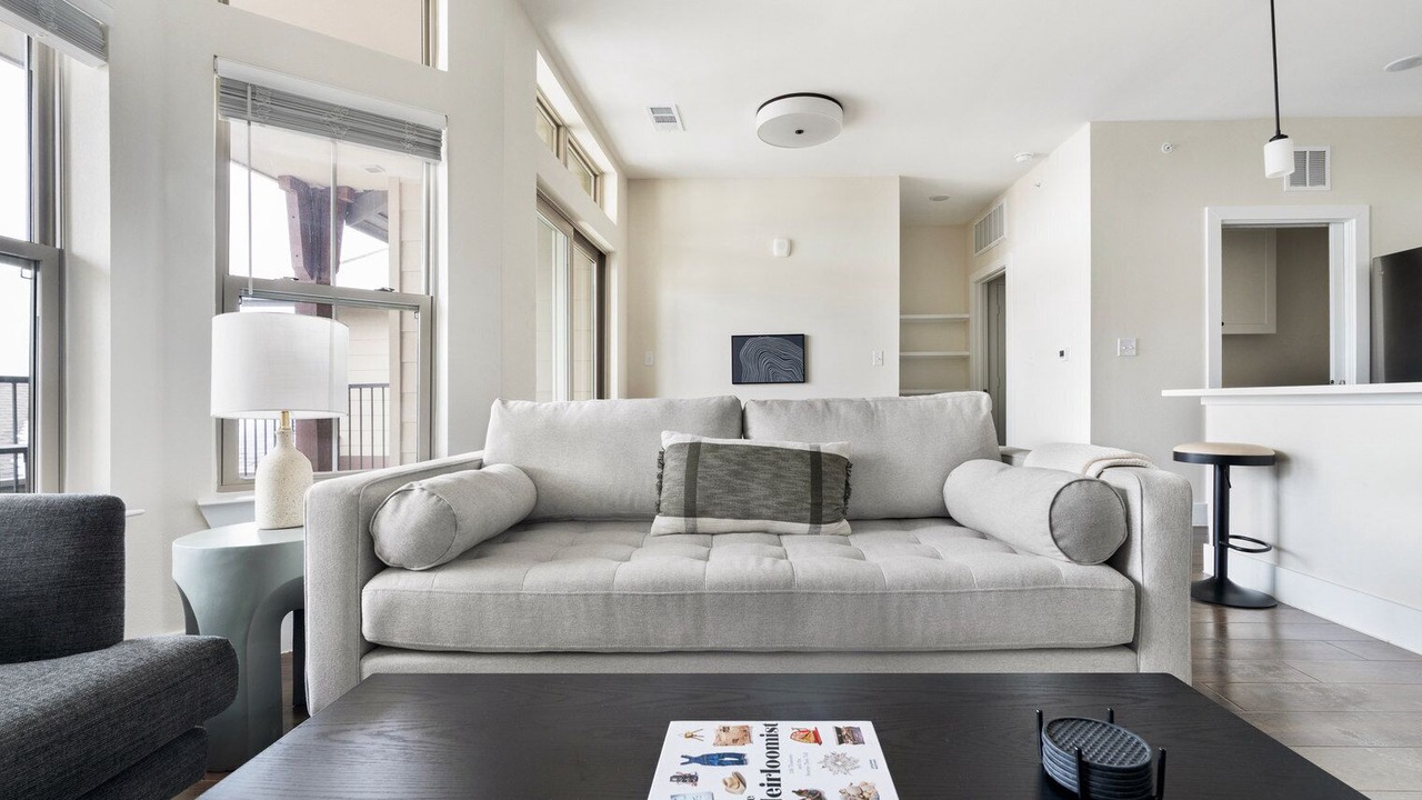 Photo of Livingroom in Scofield Farms