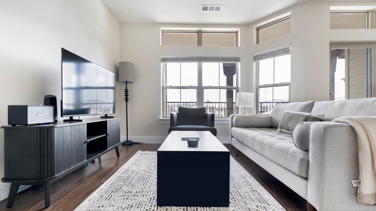 Photo of Livingroom in Scofield Farms