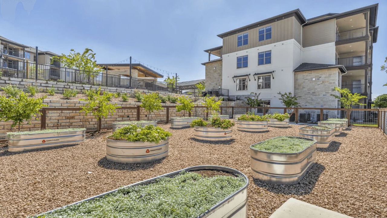 Photo of Outdoor in Scofield Farms