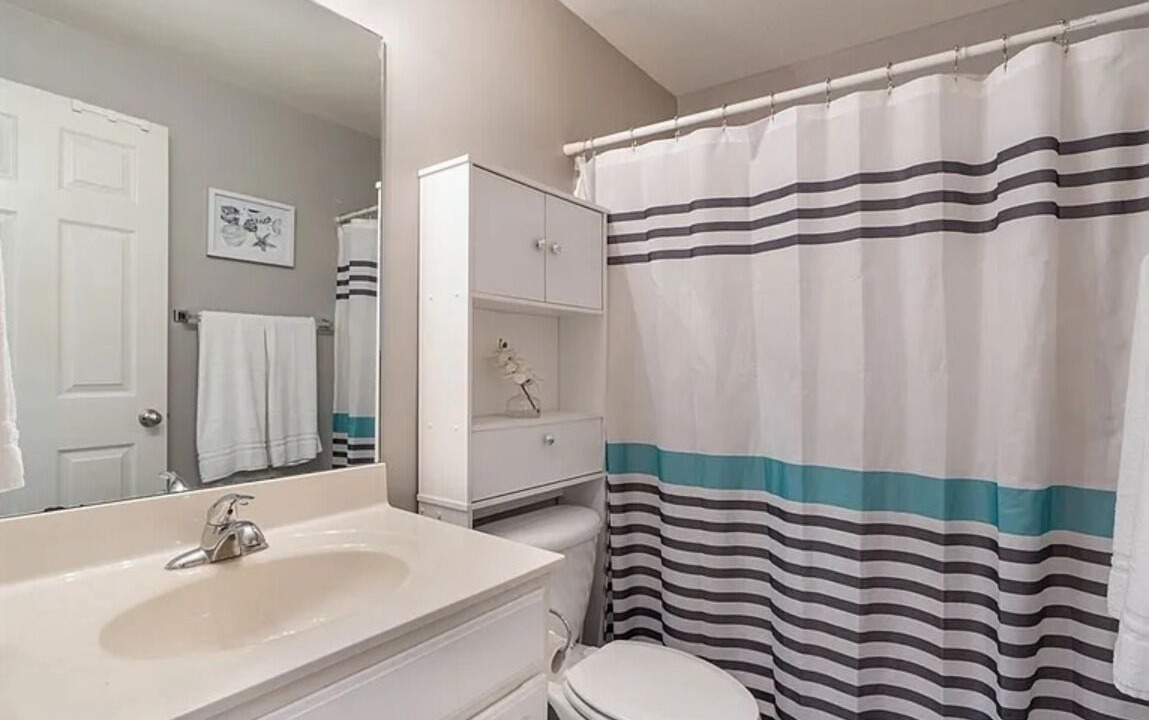 Photo of Bathroom in Camdenton