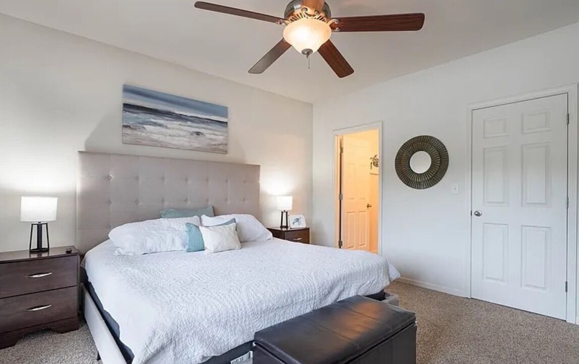 Photo of Bedroom in Camdenton