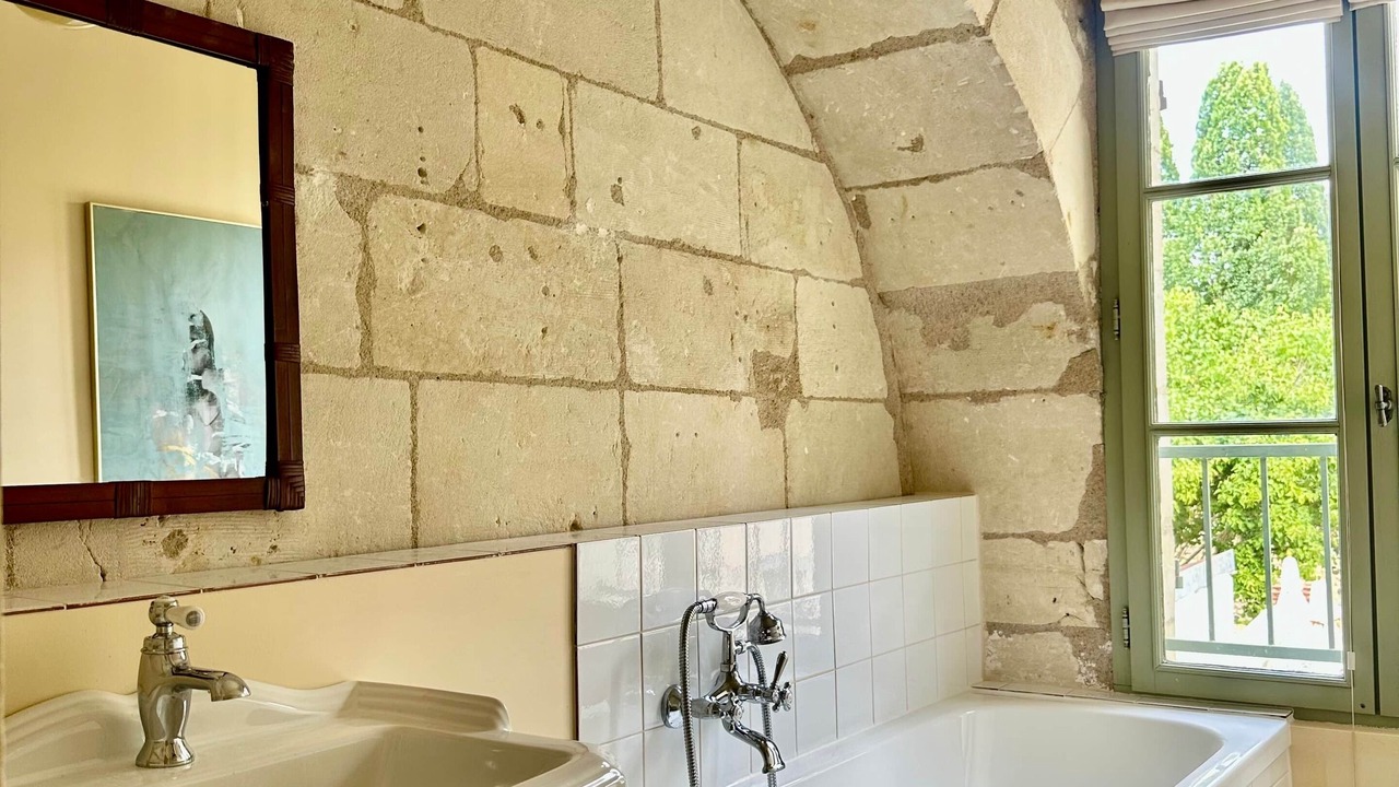 Photo of Bathroom in Azay-le-Rideau