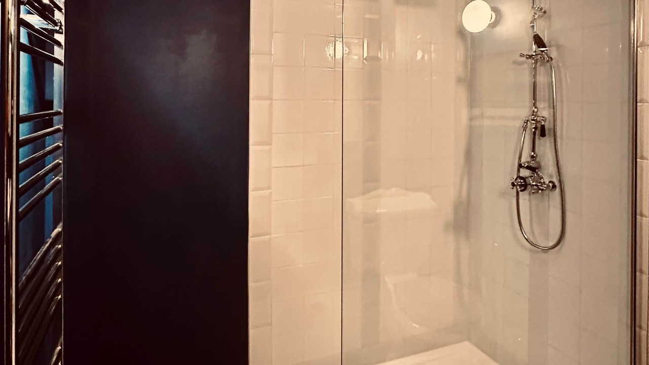 Photo of Bathroom in Azay-le-Rideau