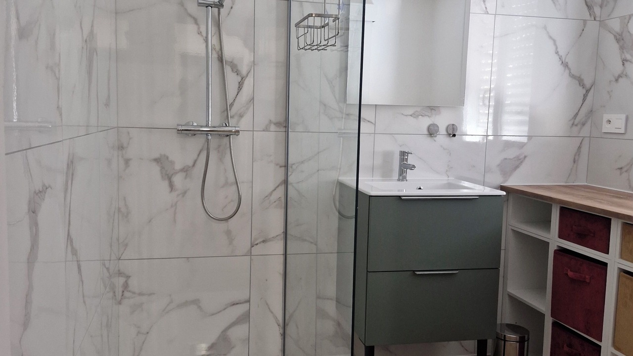 Photo of Bathroom in Saint-Nicolas-du-Pelem