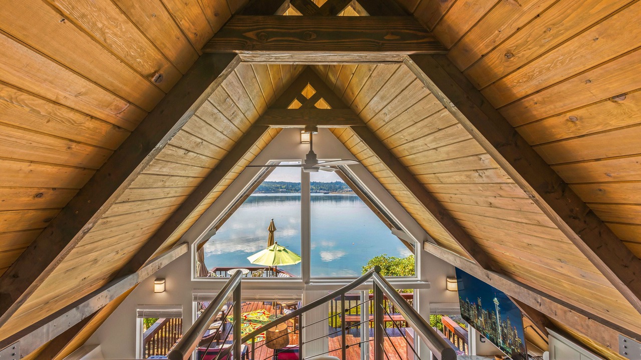 Photo of Others in Agate