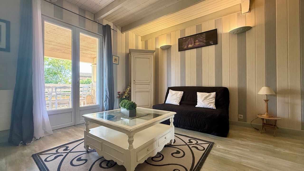 Photo of Livingroom in Montelimar