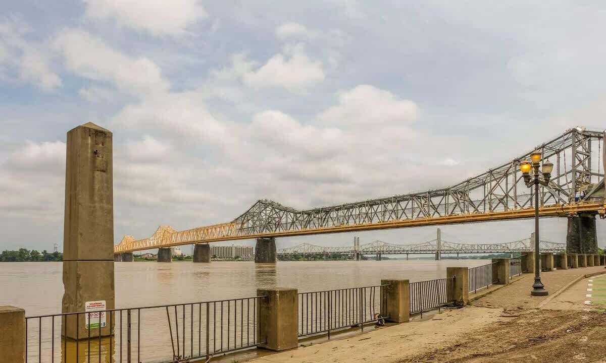 Photo of Others in Downtown Louisville