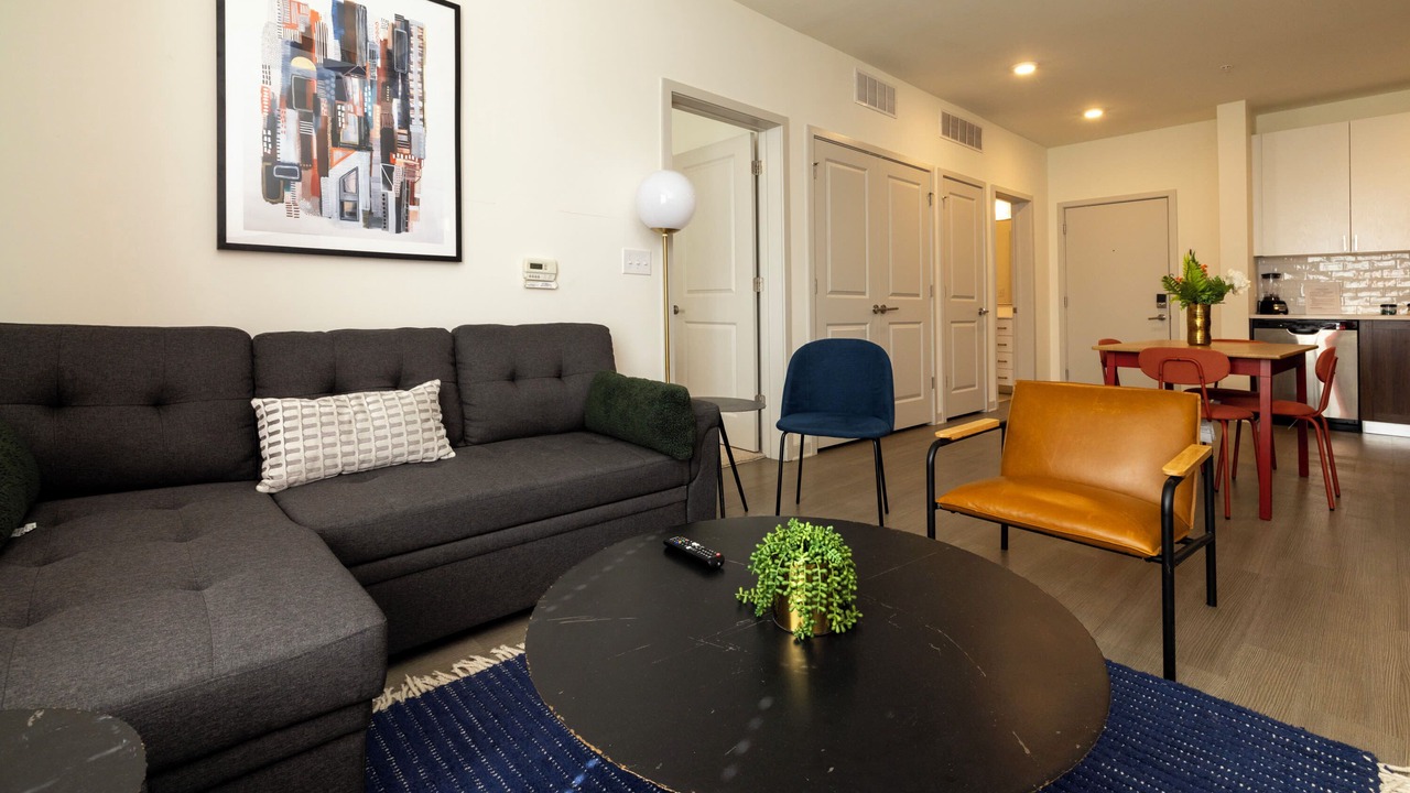 Photo of Livingroom in Downtown Louisville
