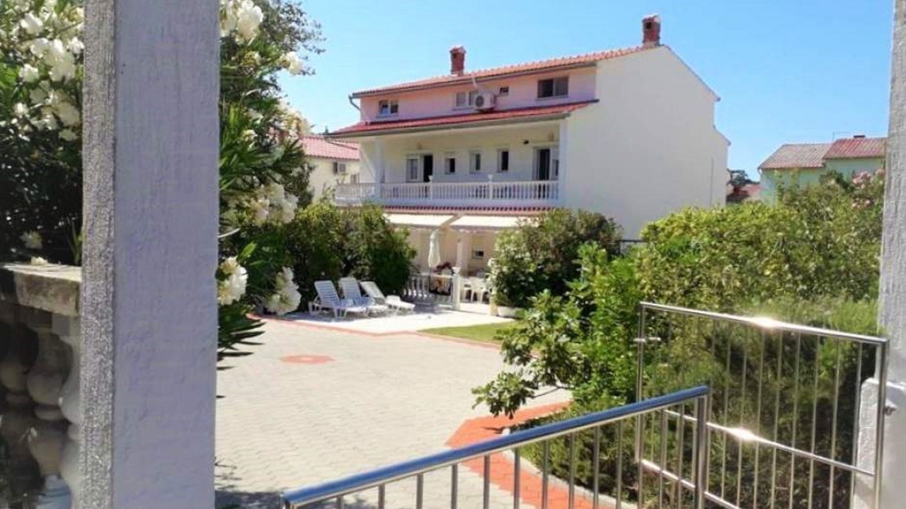Photo of Outdoor in Banjol