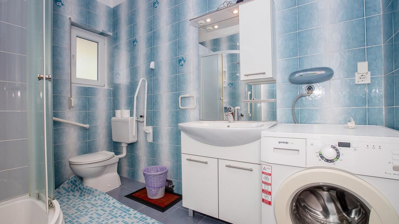 Photo of Bathroom in Banjol