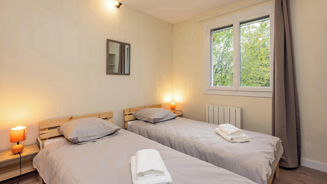 Photo of Bedroom in Castelnau-de-Montmiral